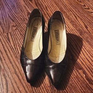 Rangoni Alligator Pattern Brown Leather Pumps